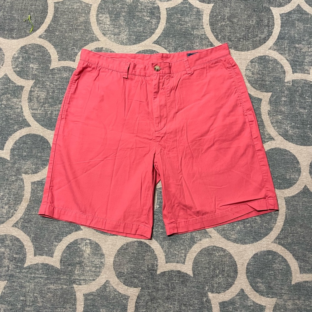 Vineyard Vines shorts